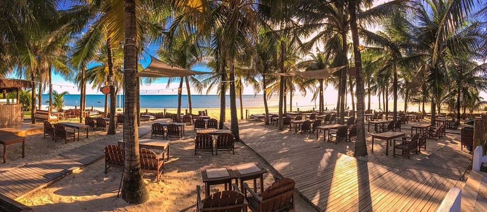 Duro Beach Hotel 6/37