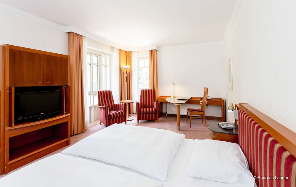 Dorint Herrenkrug Parkhotel Magdeburg 12/53