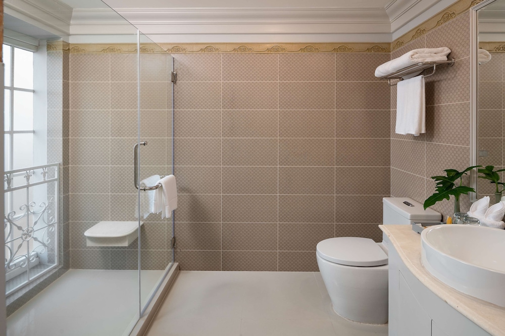 Kingston Suites Bangkok Sukhumvit 15 by Kingston Hotels 54/55