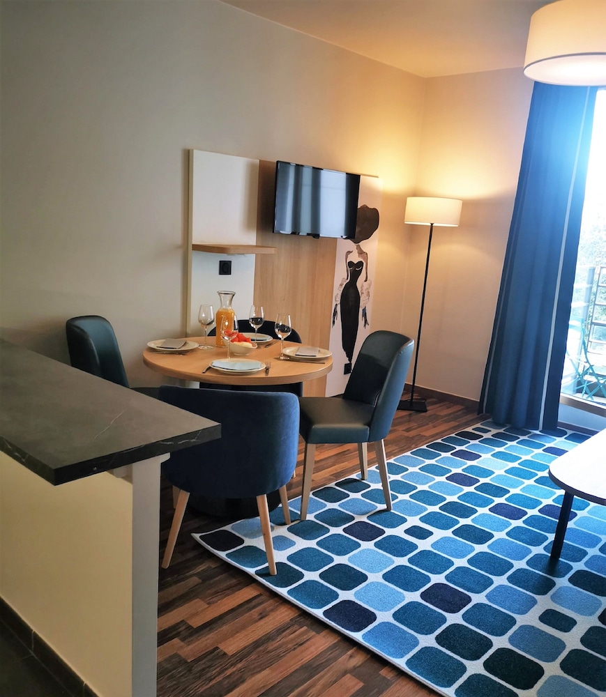 Residhome Asnieres 31/77