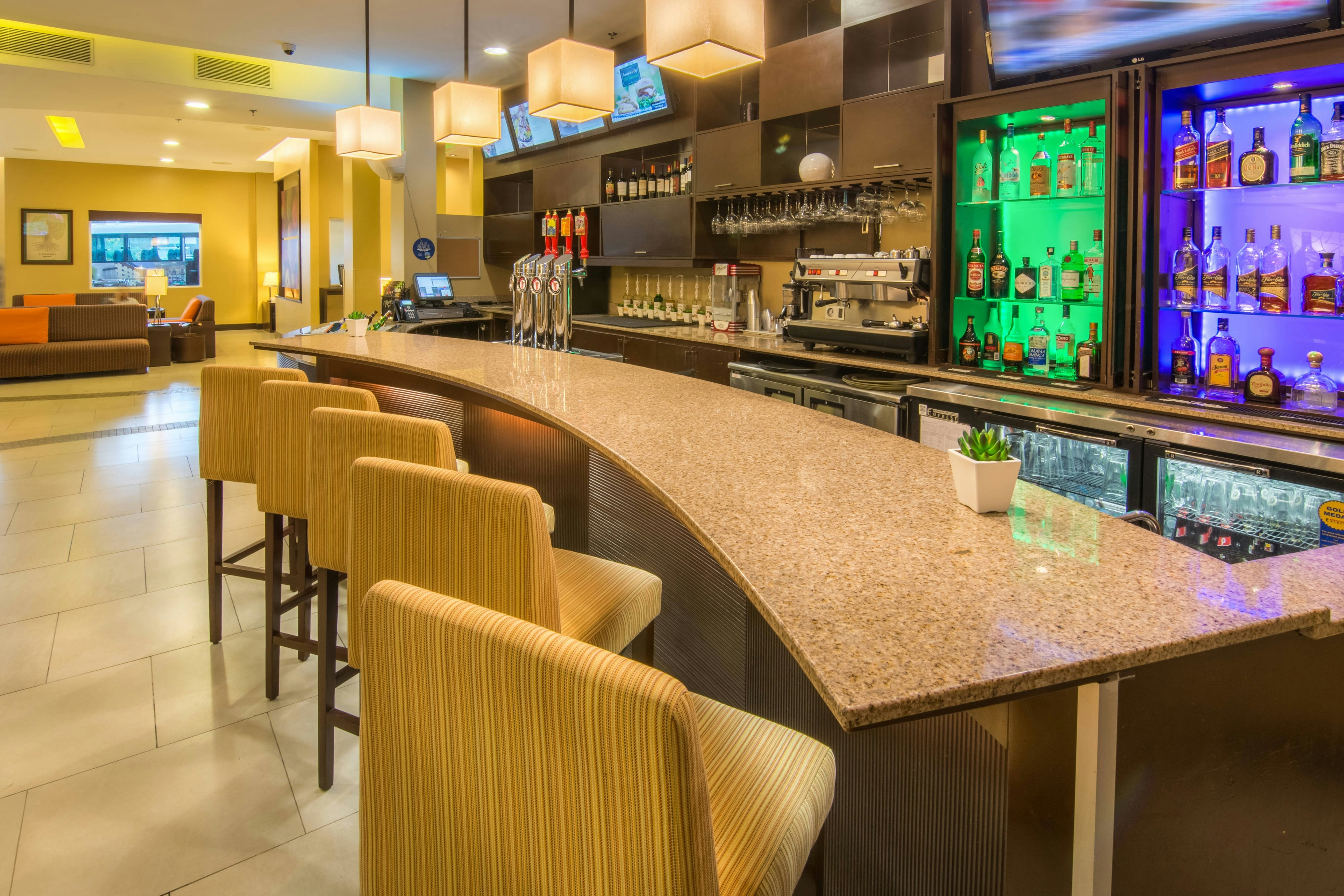 Courtyard By Marriott San Jose Airport Alajuela 6/11