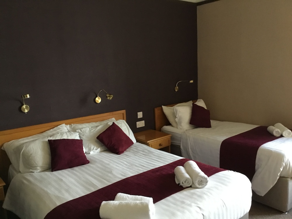 West Highland Hotel 22/71