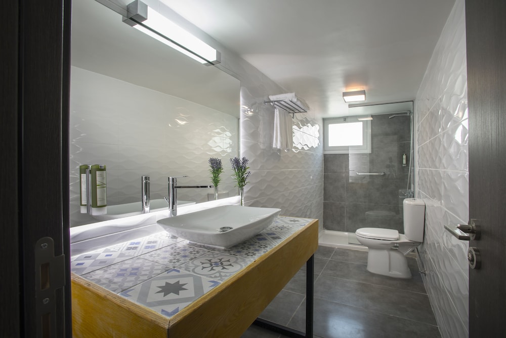 Blazer Residence 55/56