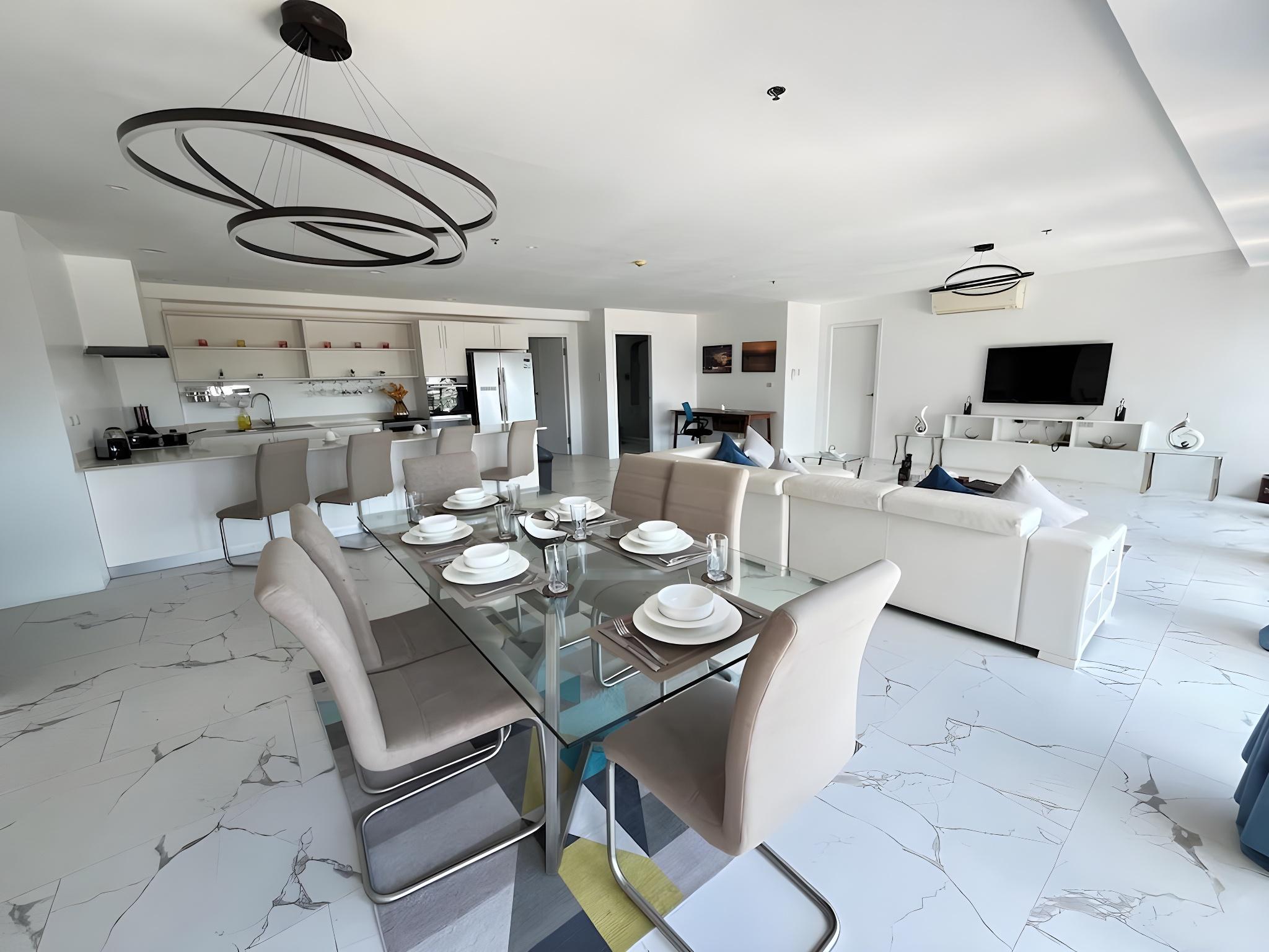 88th Avenue 40/46