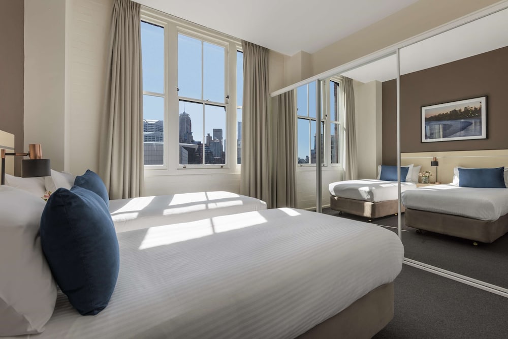 Oaks Sydney Goldsbrough Suites 14/69