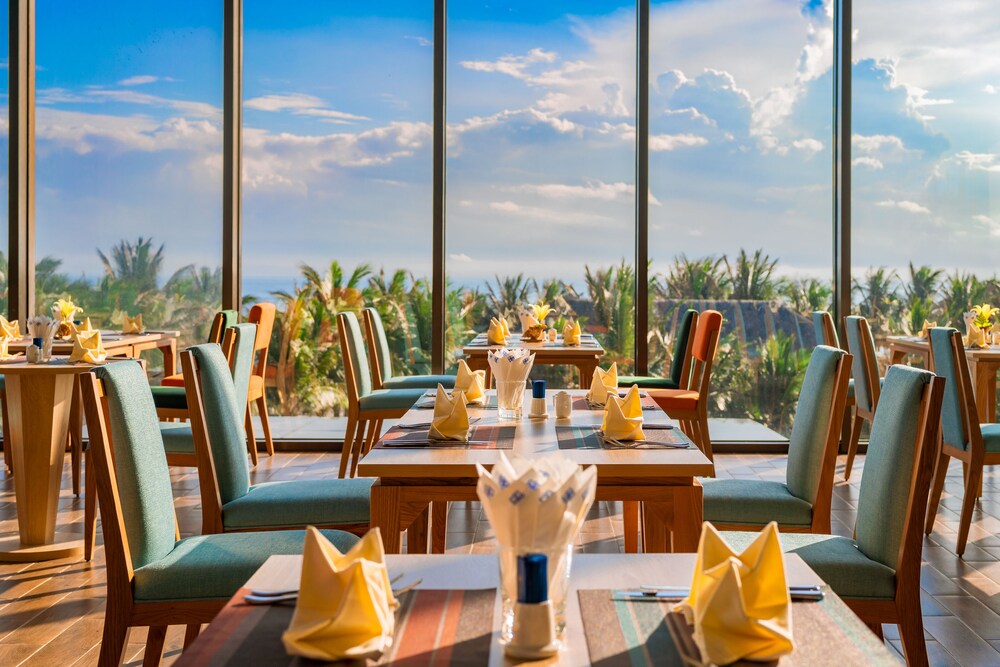 Sala Grand TuyHoa Hotel 28/50