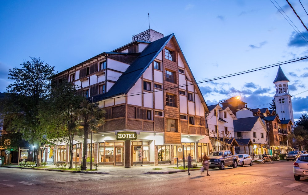 Tunqueley Hotel 5/62