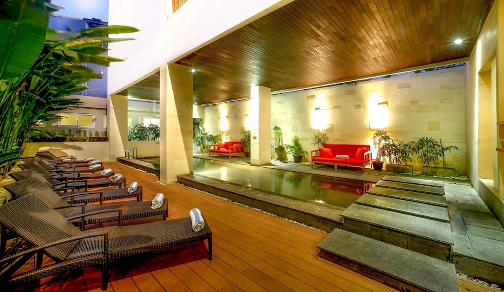 Euphoria Hotel 21/34