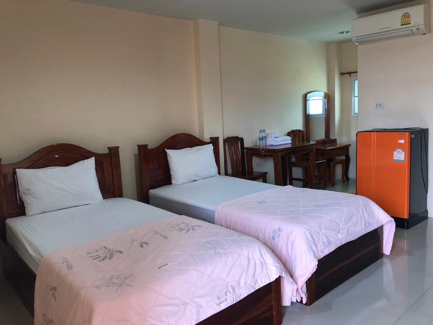 Room, Single Bed