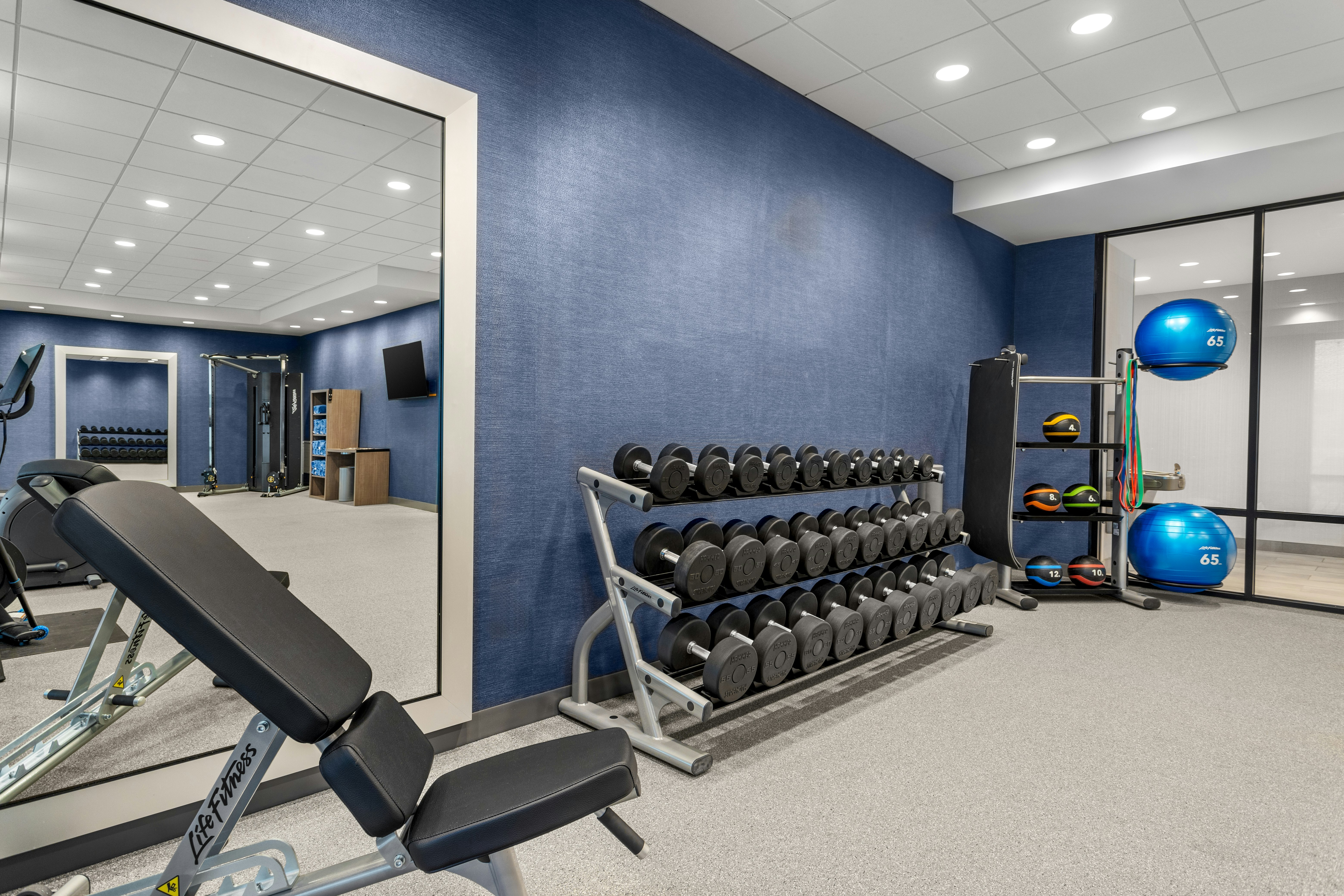 Home2 Suites by Hilton Indianapolis North at Intech Park 12/22