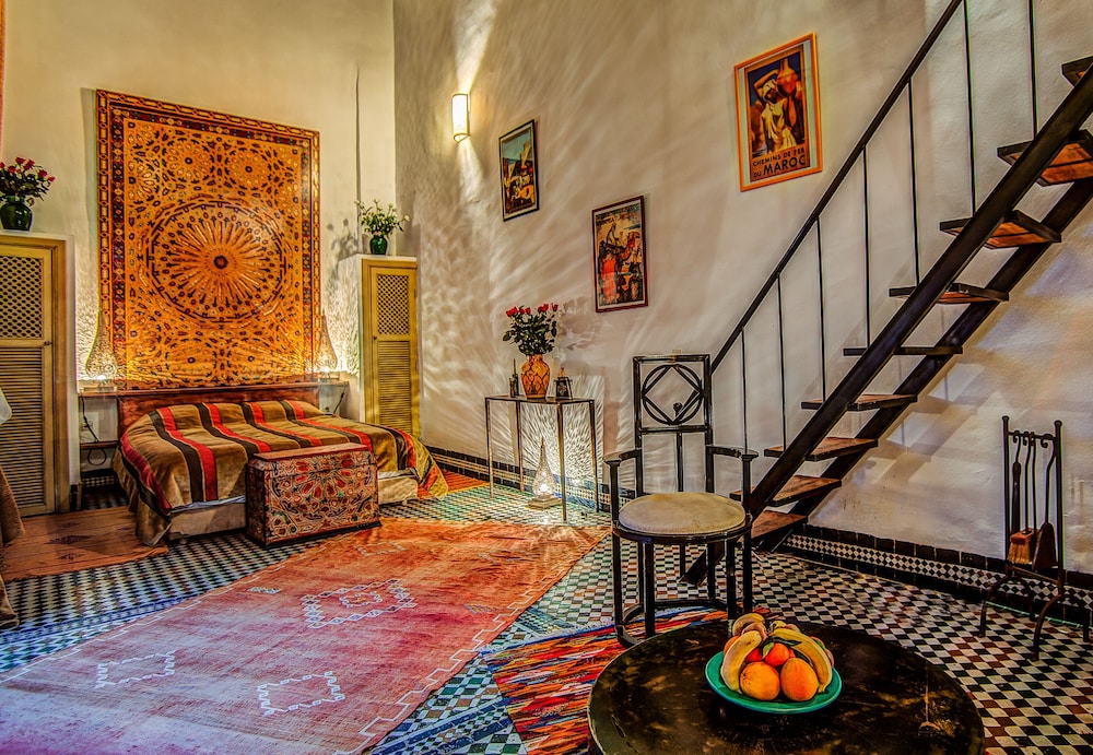 Riad Almaz 28/31