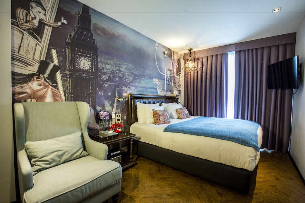 PLAYHAUS THONGLOR HOTEL BANGKOK 6/24
