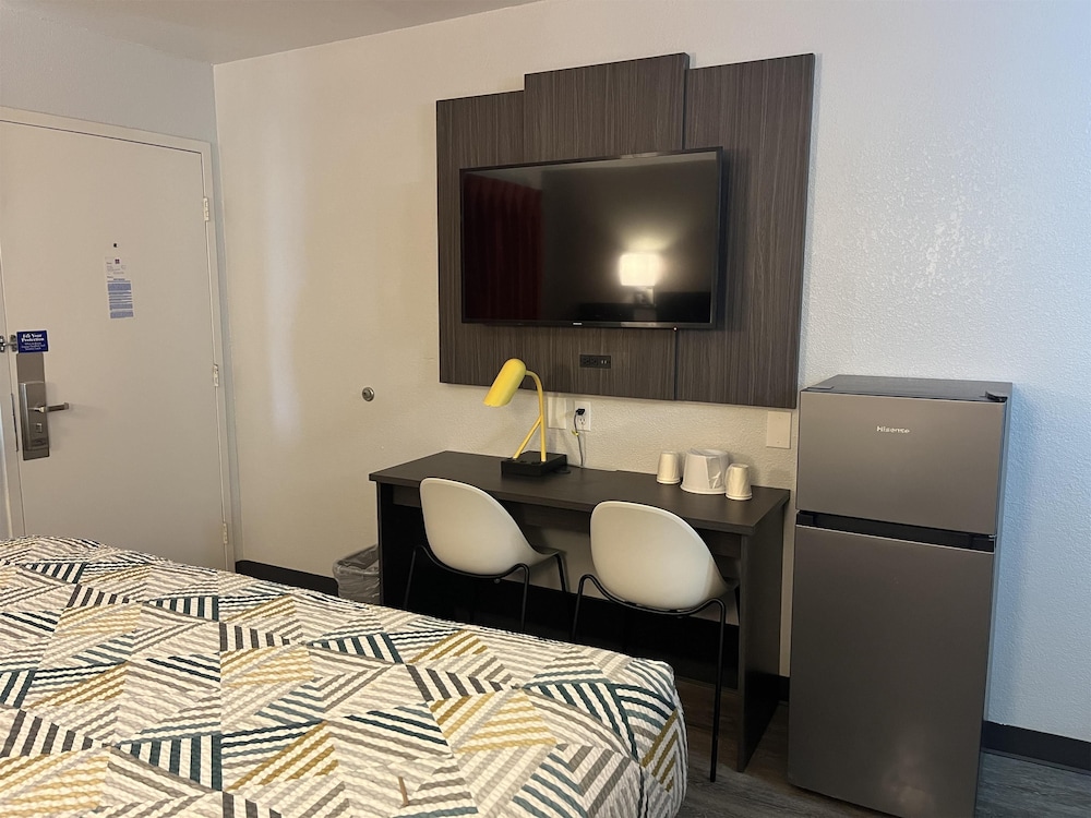 Motel6 Grants, NM 10/68
