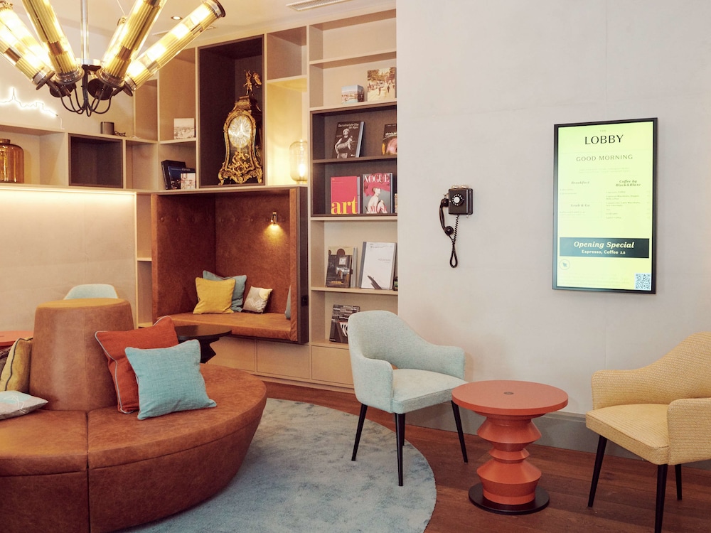Opera Hotel 34/41