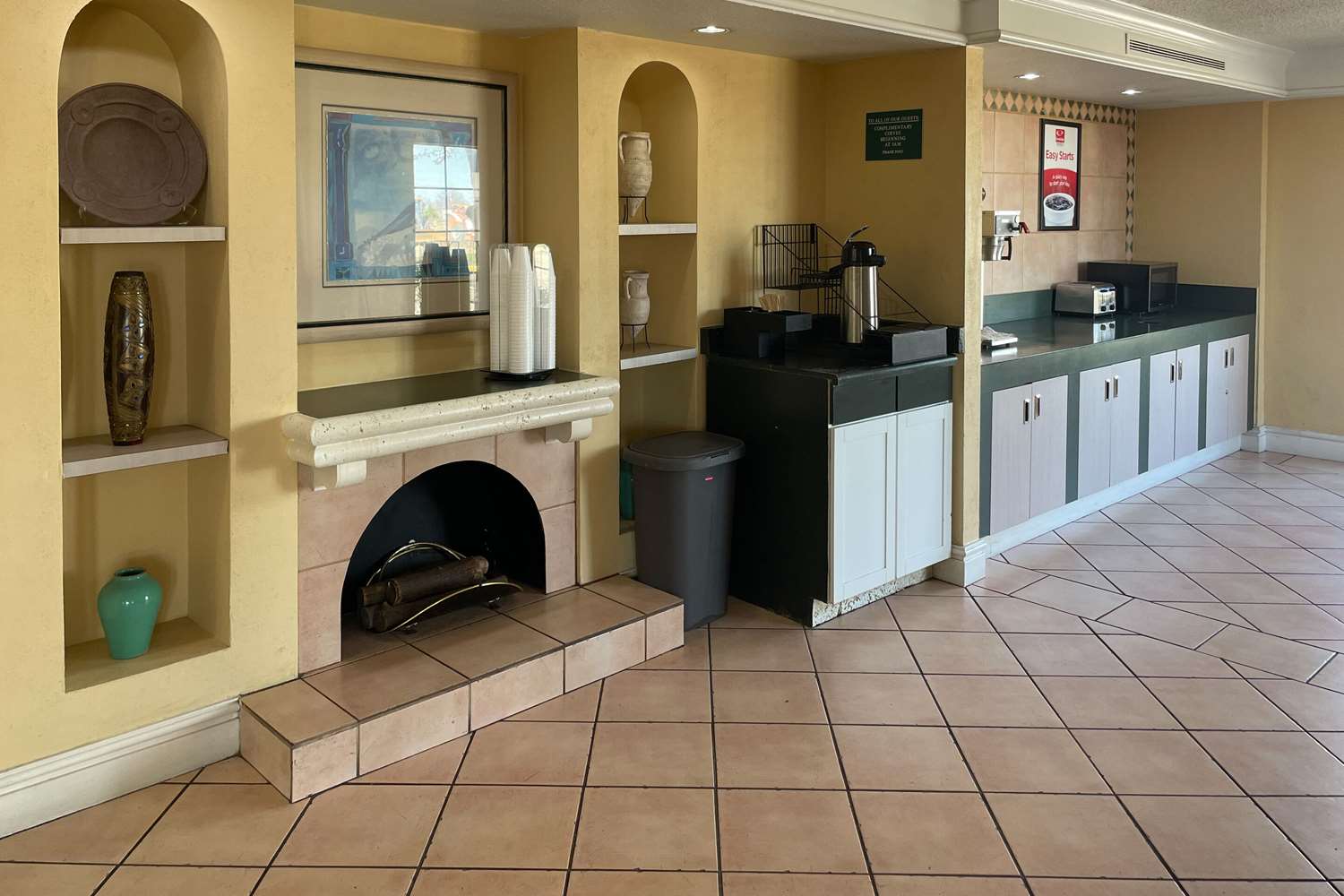 Econo Lodge Kalamazoo MI 5/5
