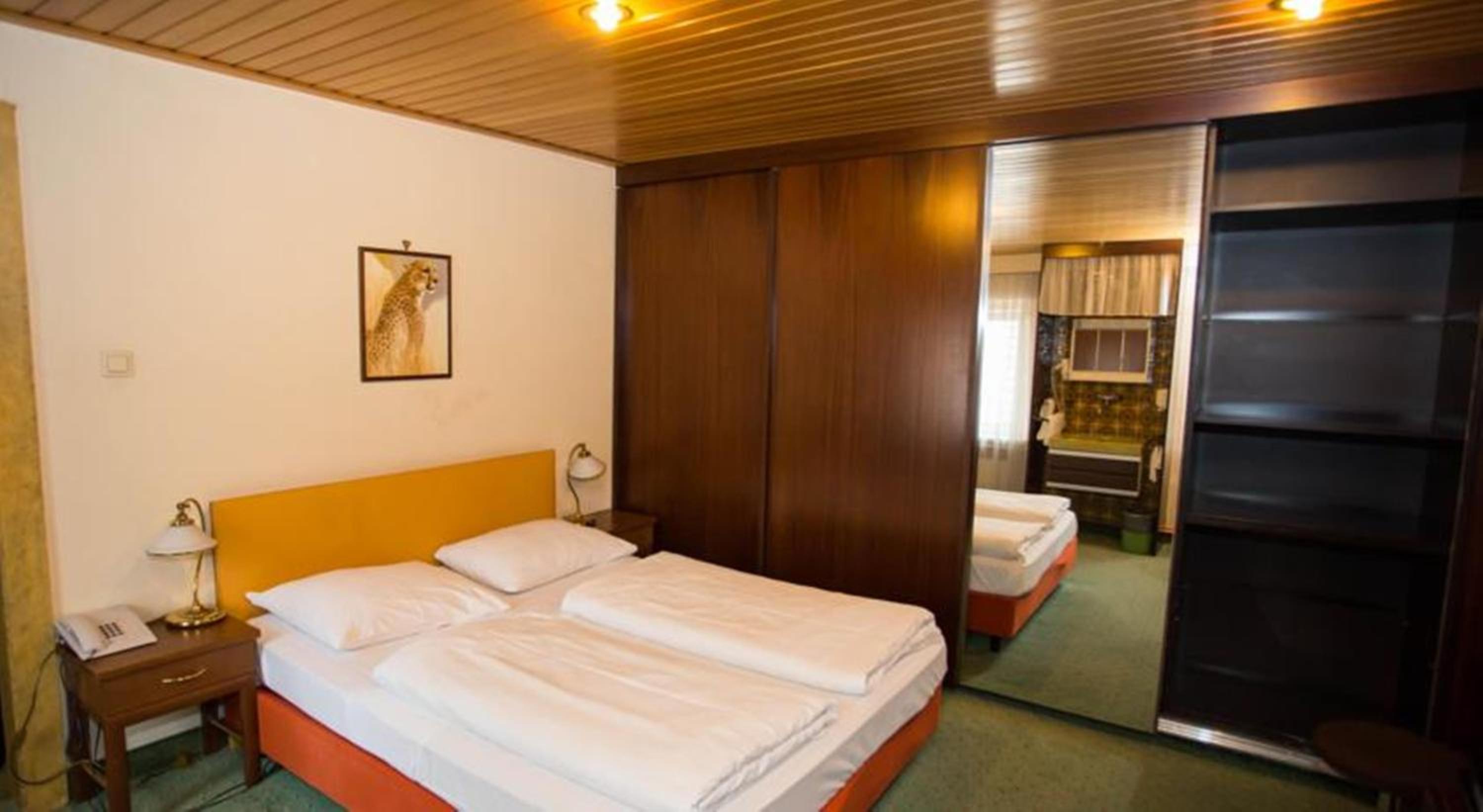 Hadrigan Hotel 9/69