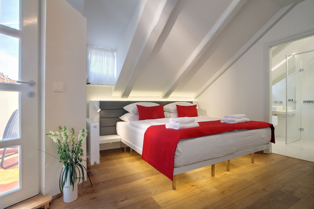 Hotel Bishops House 22/64