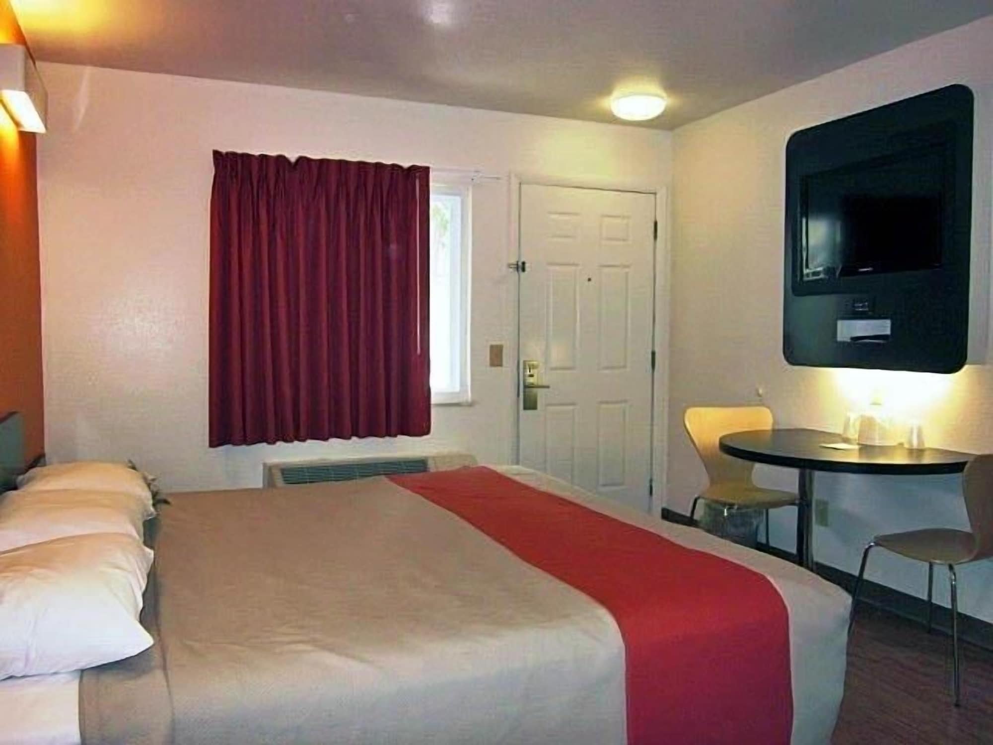 Room, King Bed