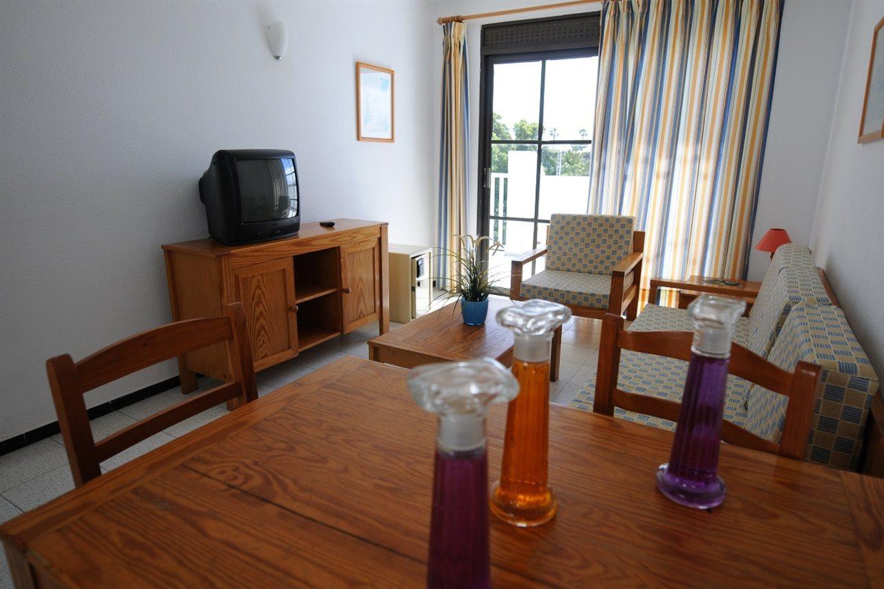 BLUE STAR APARTMENTS 24/31