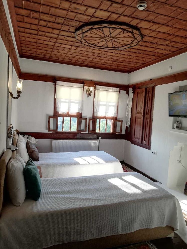 Turgut Reis Konak Otel 13/50