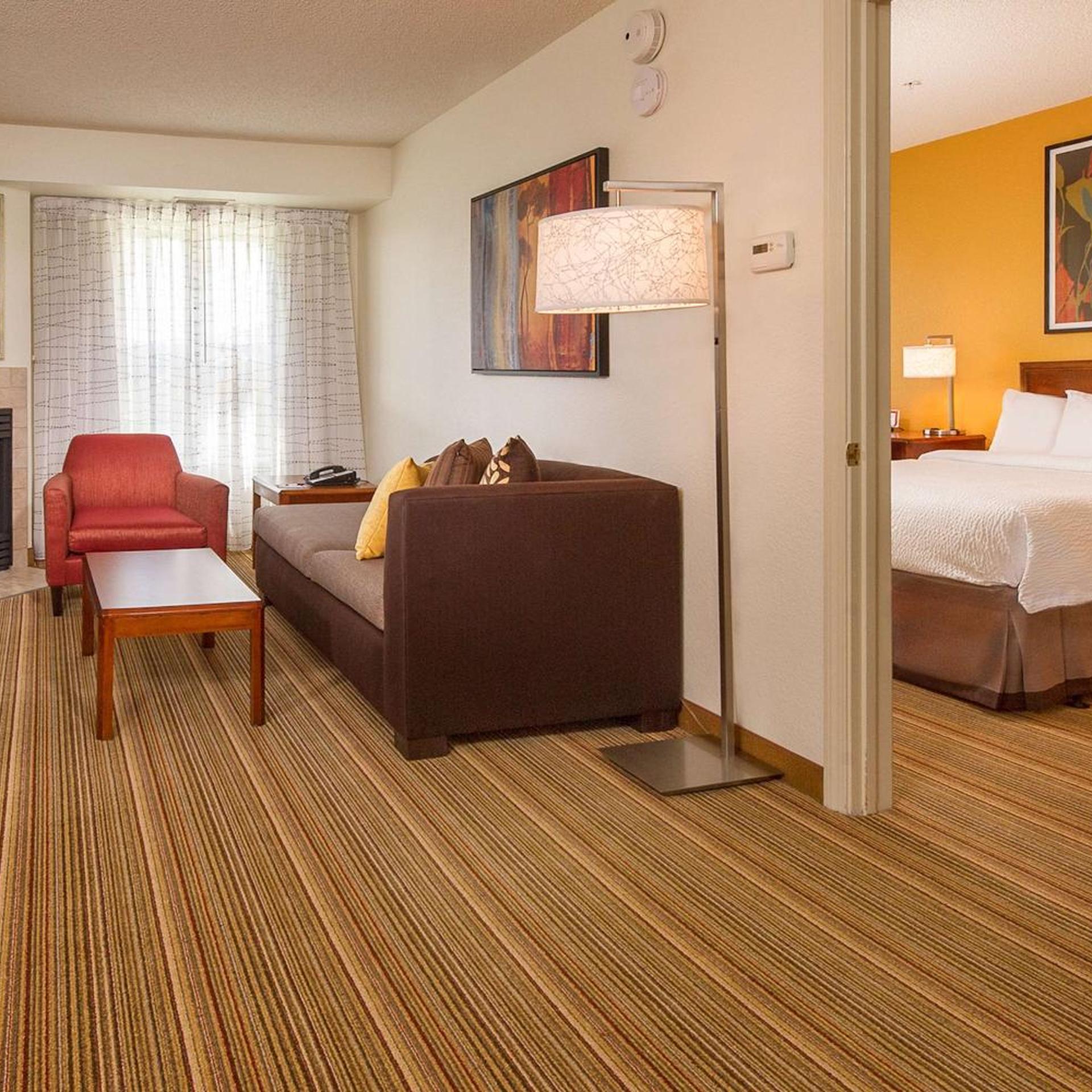 2 BEDROOMS, SUITE, 2 QUEEN BEDS