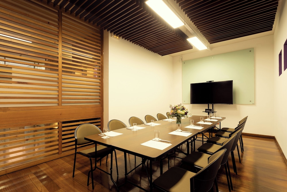 Mercure Bogota BH Retiro 42/46