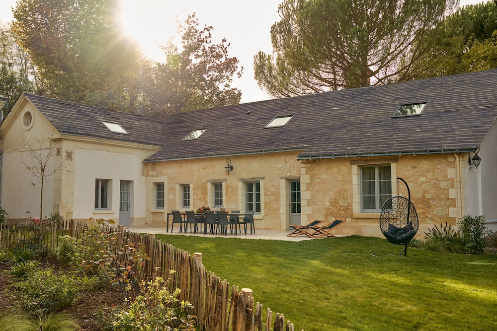 Domaine de la Commanderie de Ballan 131/134