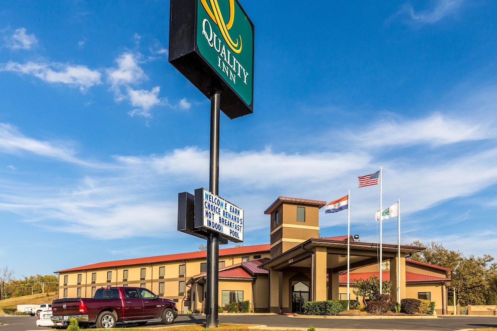 Quality Inn West Plains MO 3/42