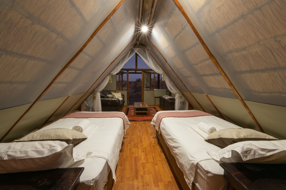 Buffelshoek Tented Camp 7/35