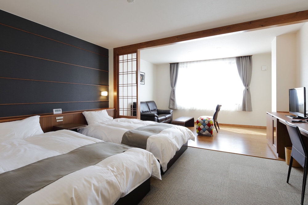 TYPE A, TWIN BEDS