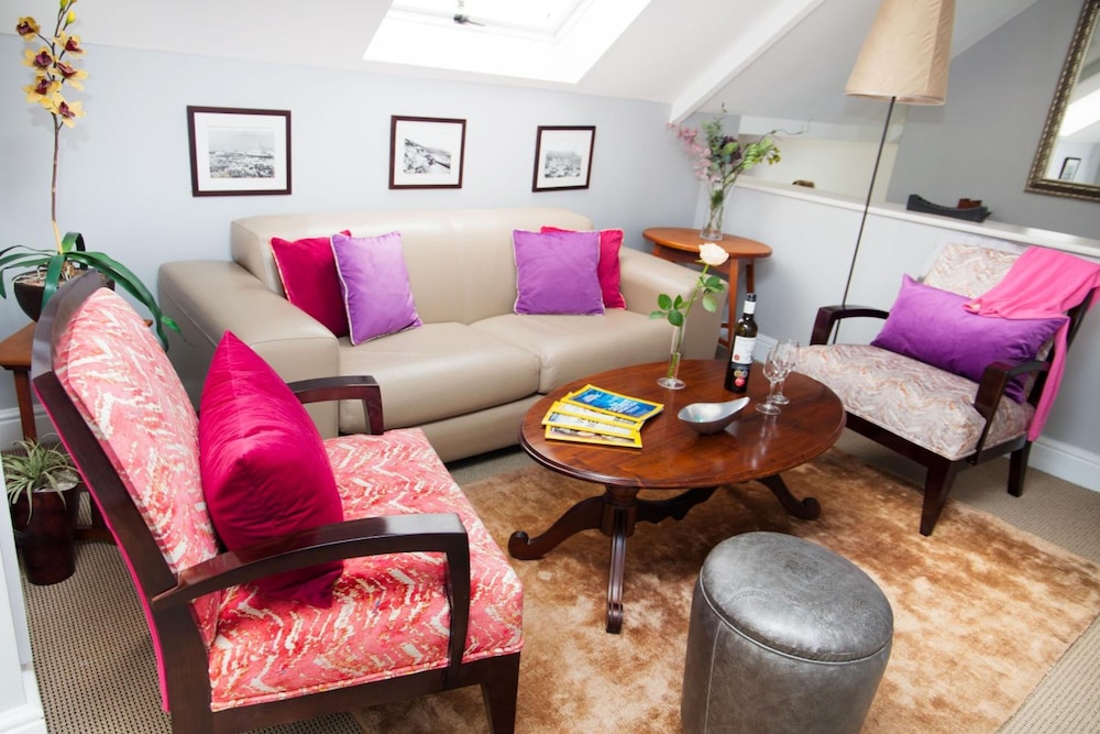 Abbey Manor Luxury Guesthouse 42/70