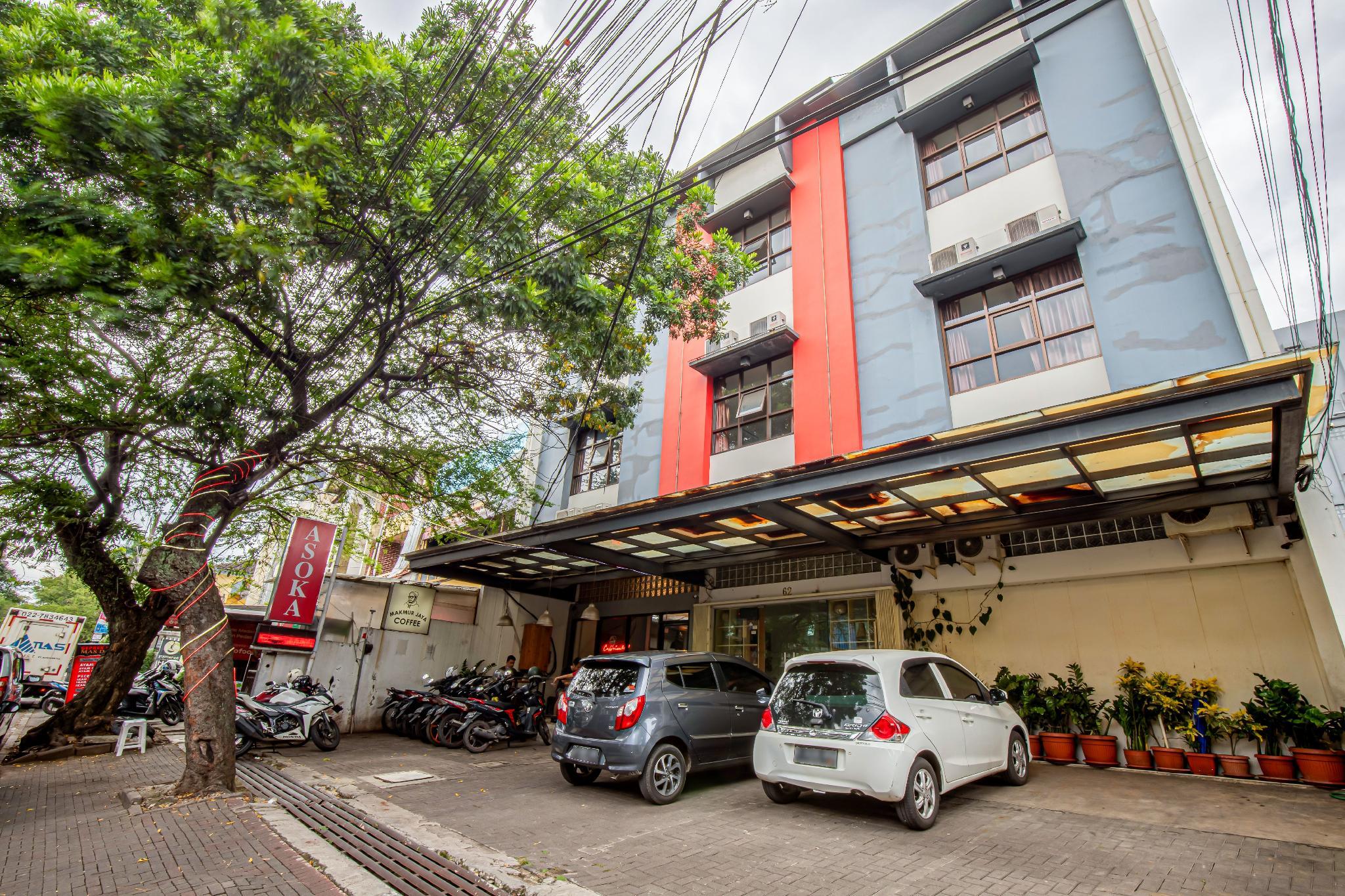 Asoka Hotel 42/48