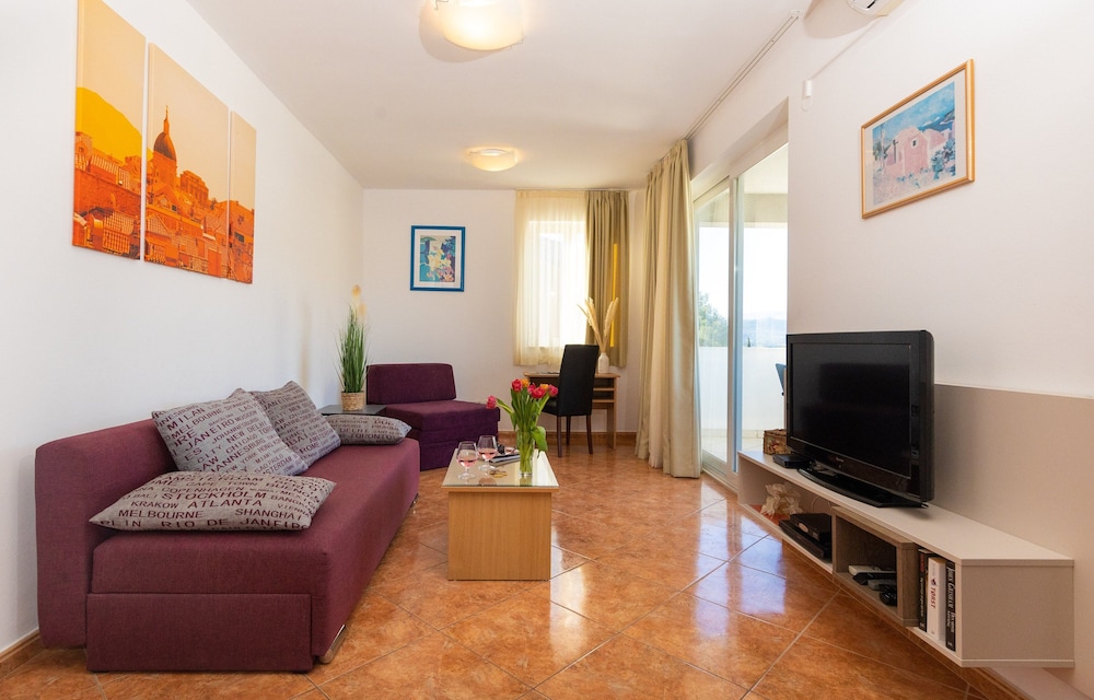 VILLA ERNA 40/61