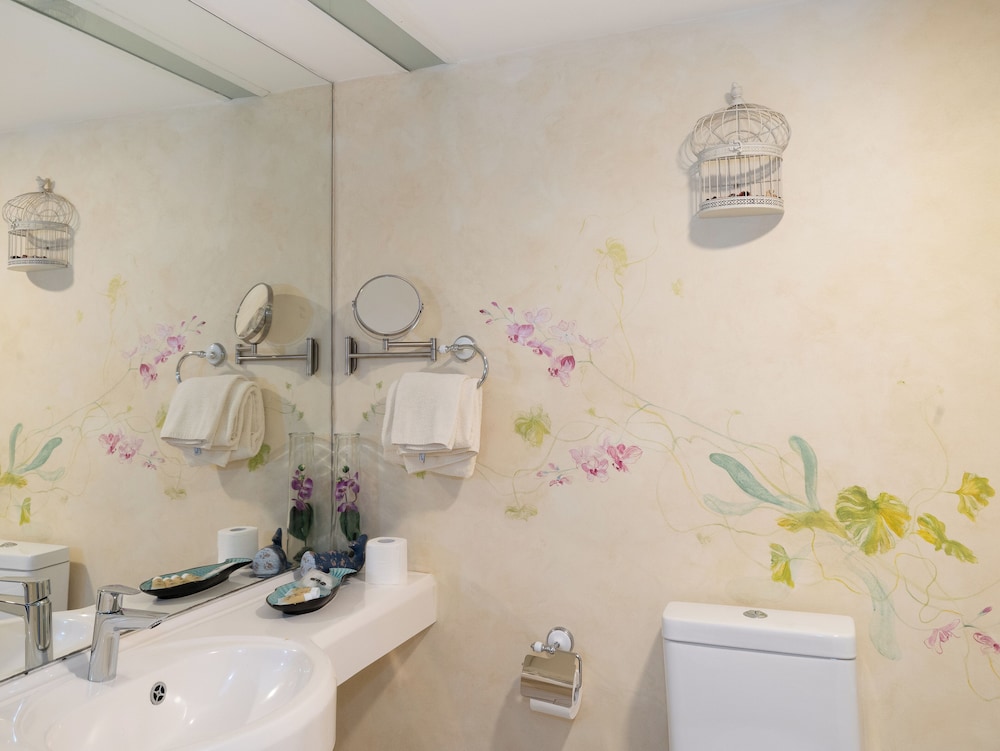 St Peters Boutique Hotel 49/49