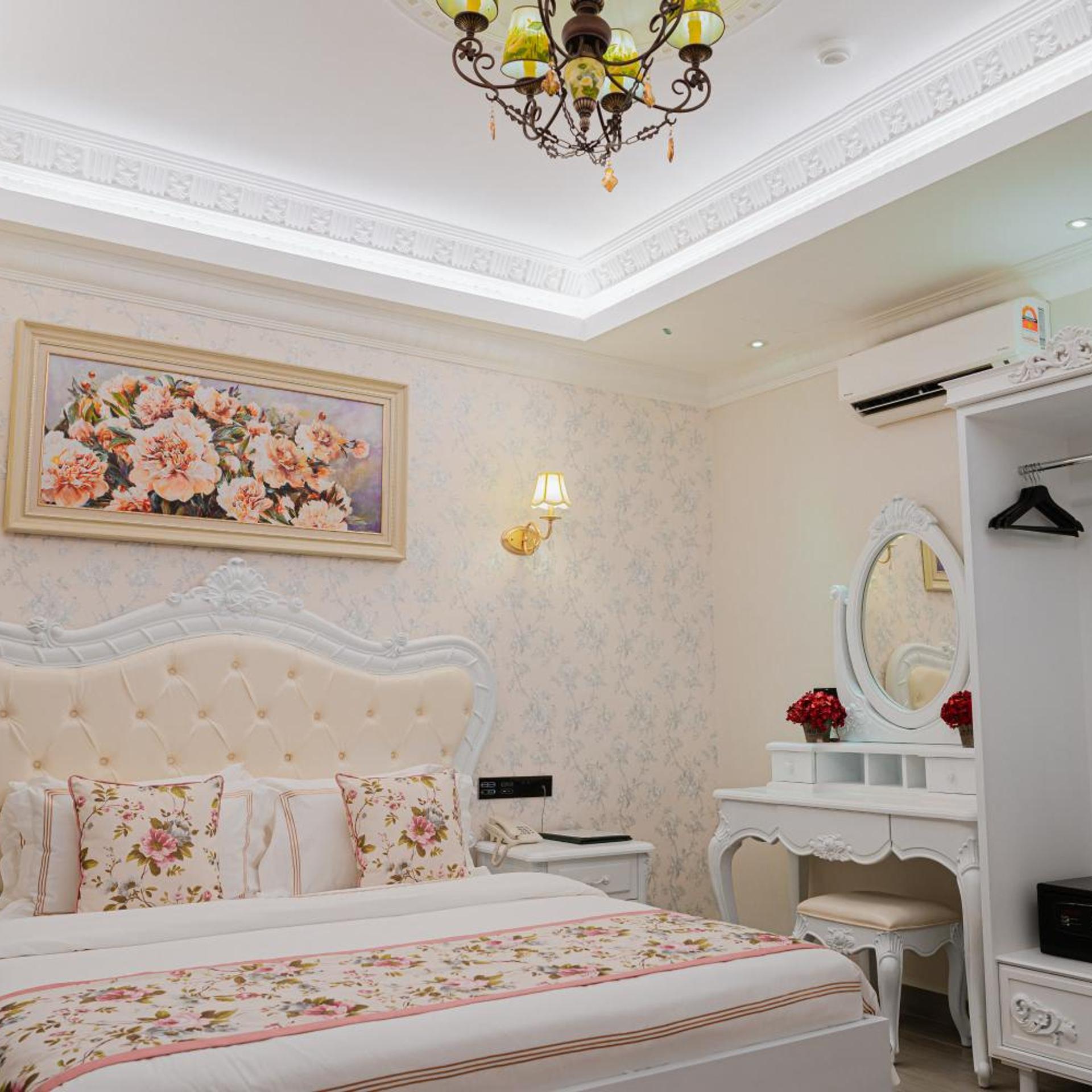 Room, King Bed, Midori Concept Hotel 6/10