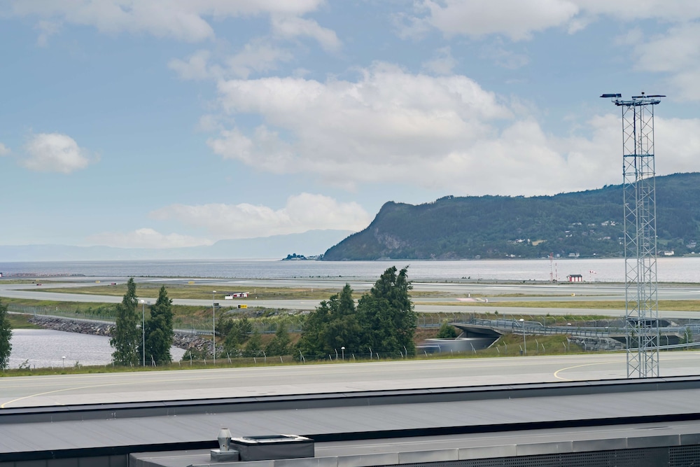 Radisson Blu Hotel, Trondheim Airport 58/63