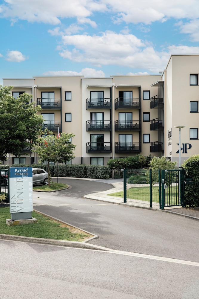 Kyriad Prestige Residence Cabourg - Dives-Sur-Mer 2/47