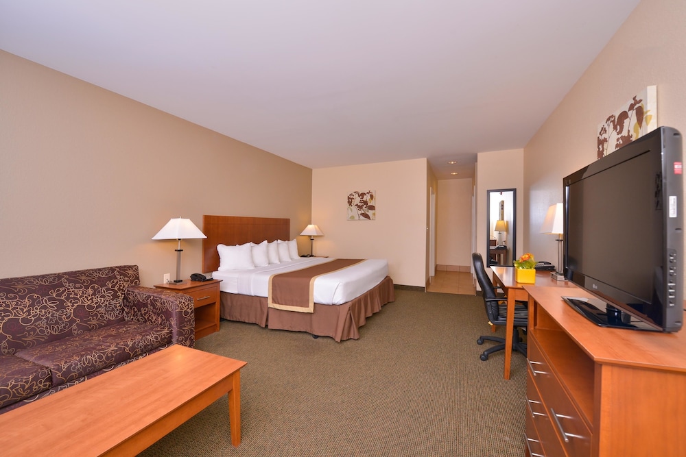 Quality Inn & Suites Williamsport 15/28