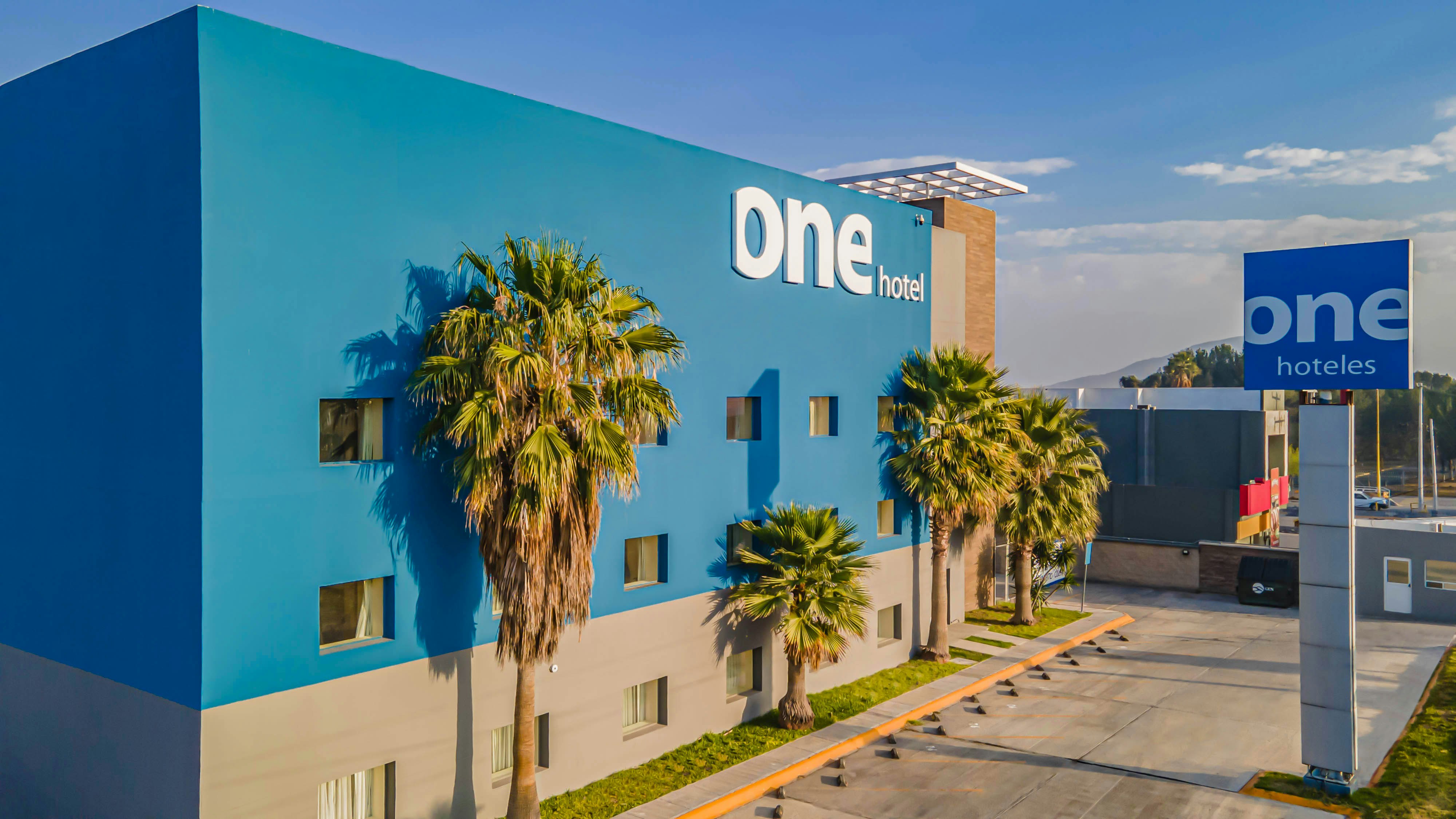 One Saltillo Aeropuerto 31/33