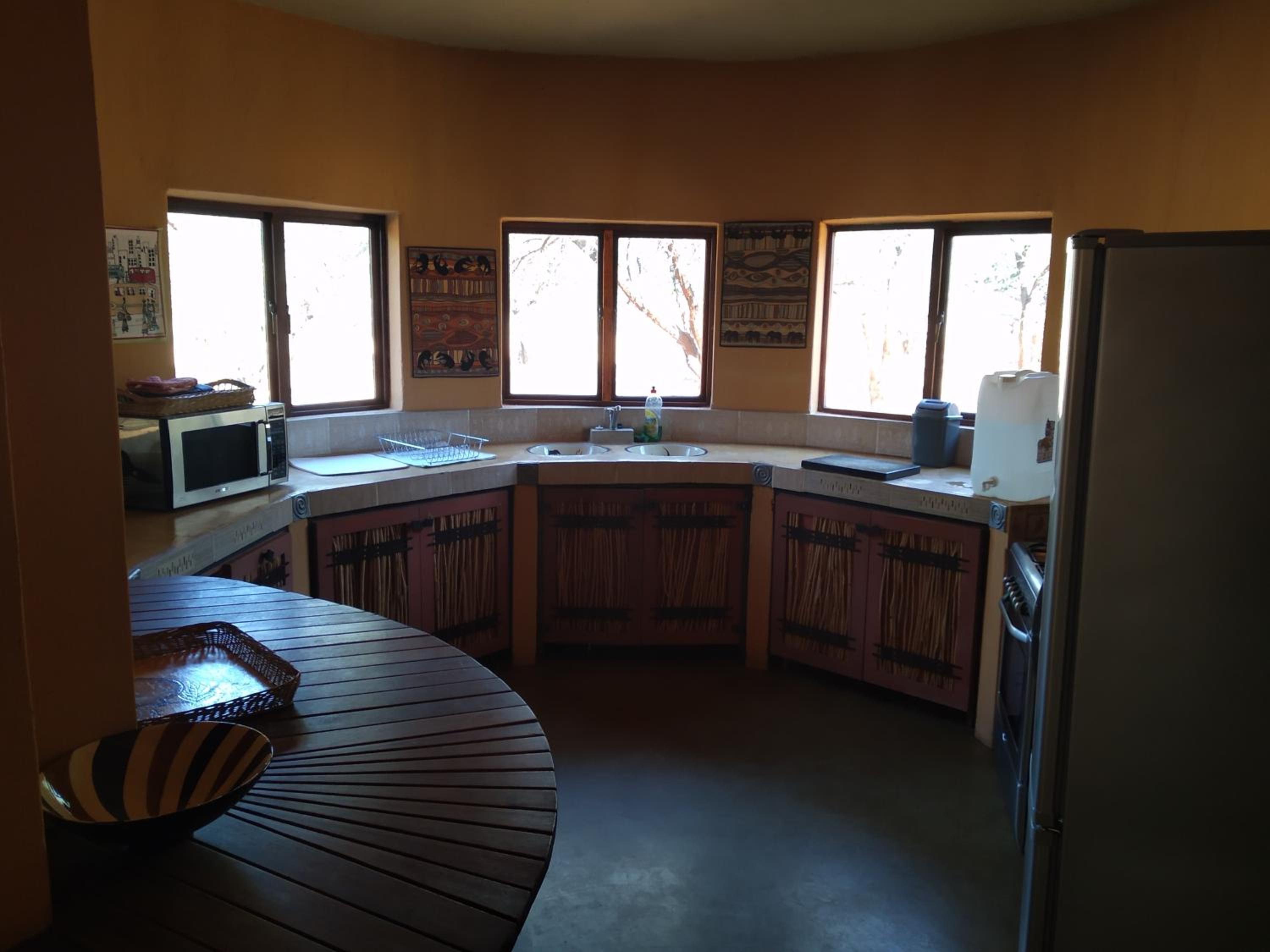 KweKwe Private Game Lodge 8/19