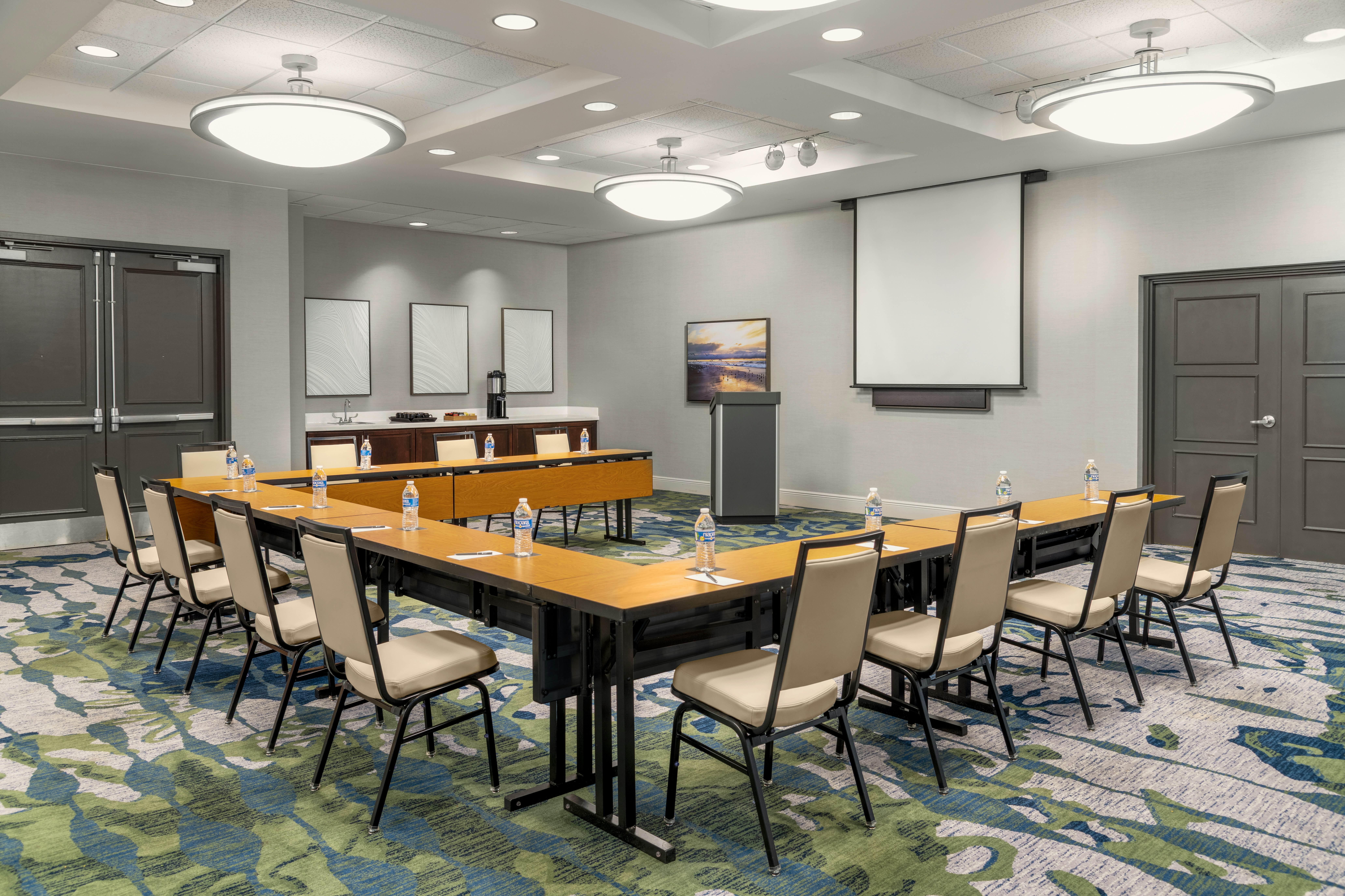 Embassy Suites by Hilton Fort Myers Estero 29/34