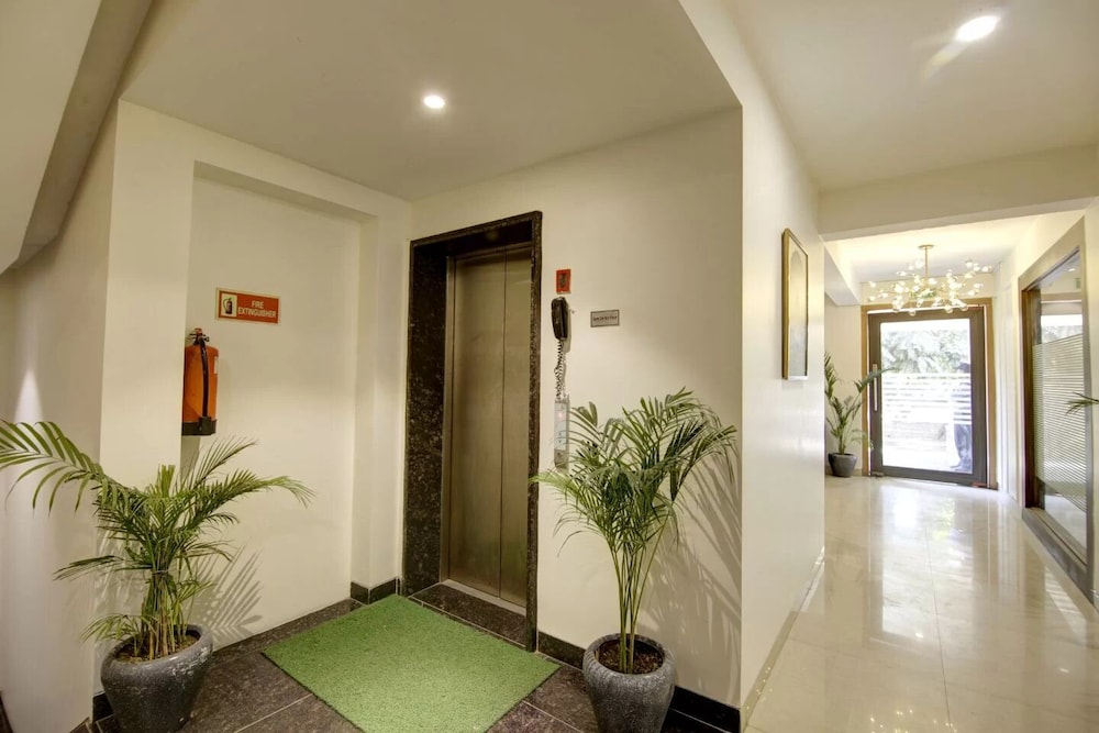 Saltstayz Corporate Suites – Golf Course Road 30/50