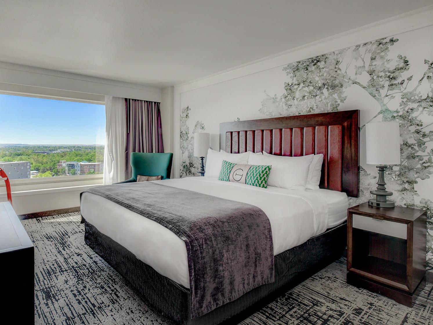 Premium, Executive, Suite, Parlor