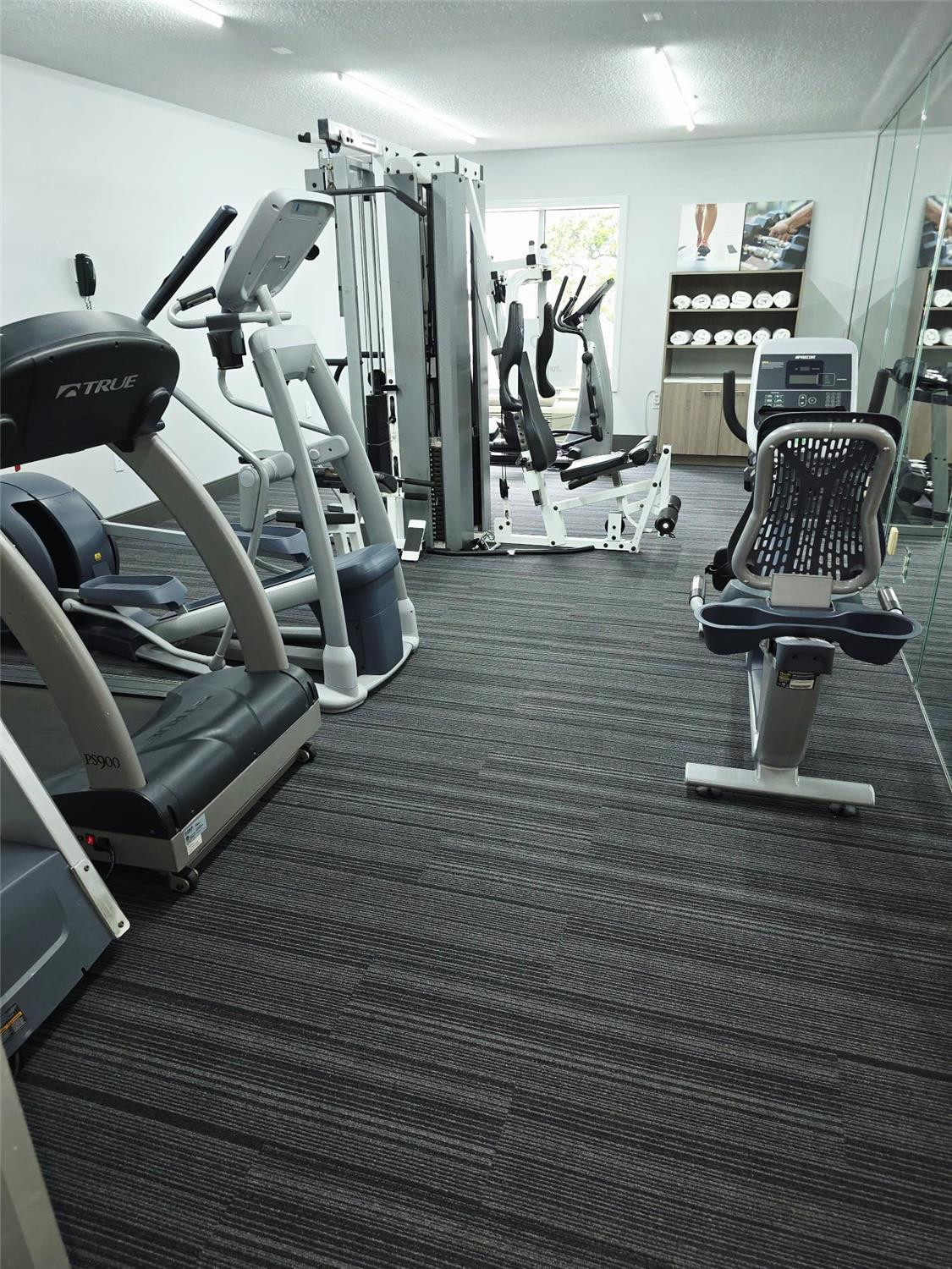 Americas Best Value Inn & Suites- Foley / Gulf Shores 12/35