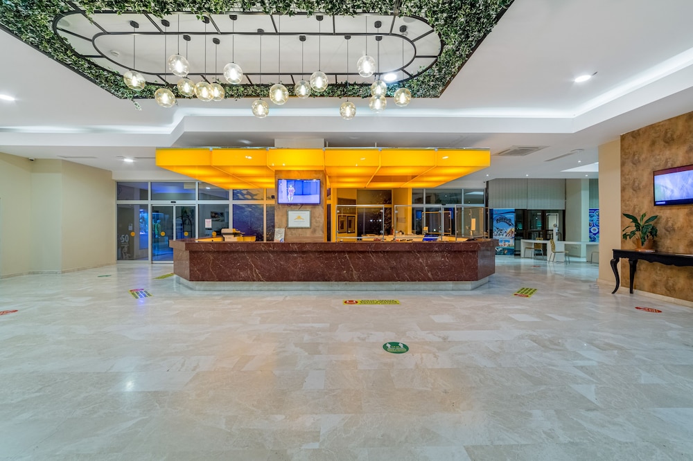 Justiniano Park Conti 7/50