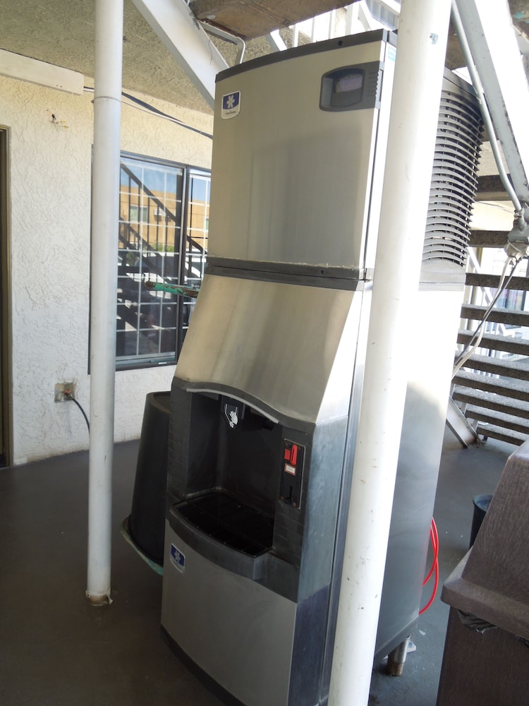 National Inn Garden Grove 51/60