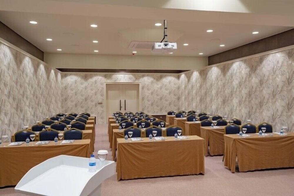 Dobedan Exclusive Hotel & Spa 35/50