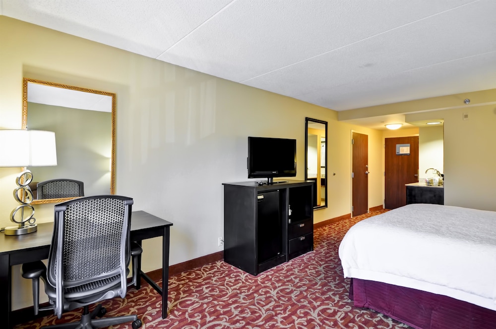 Hampton Inn & Suites Memphis East Germantown Area 12/53