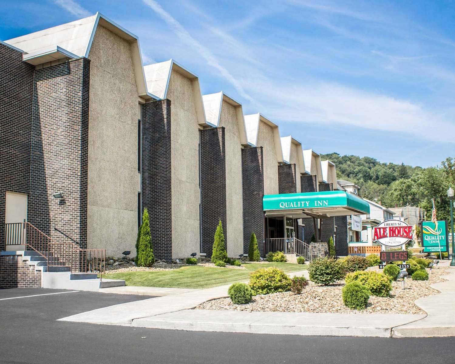 Quality Inn & Conference Center Franklin Downtown PA 1/49