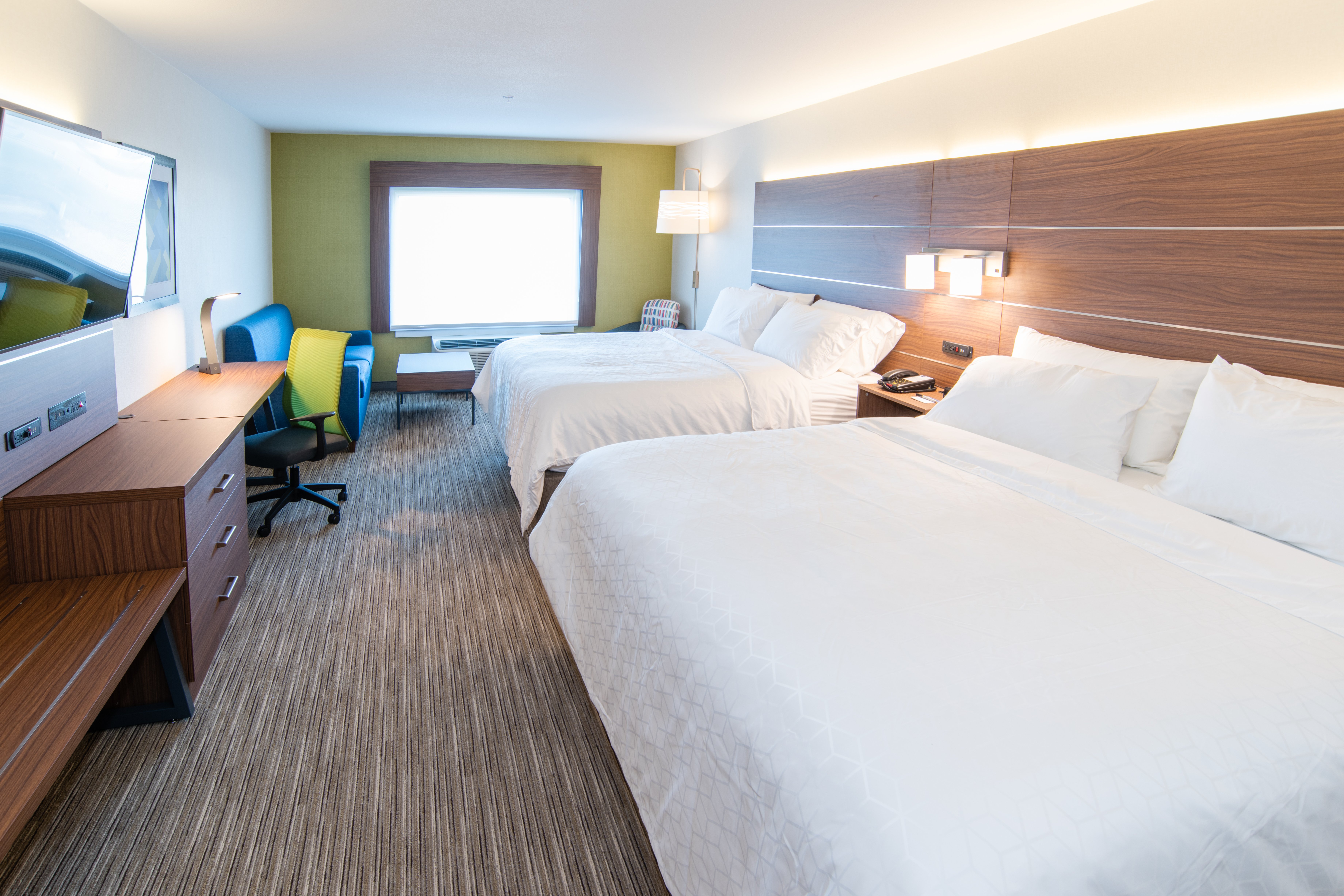 Holiday Inn Express & Suites North Battleford 12/50